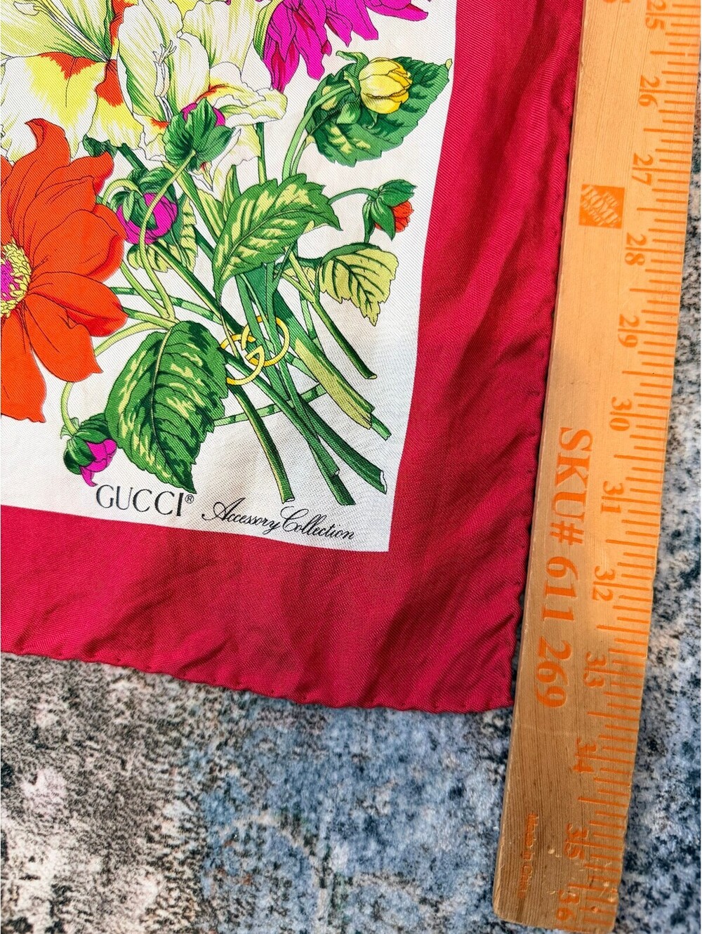 Vintage Gucci Flora Silk Scarf Red Floral Accornero Italy 33" Square - Picture 8 of 10